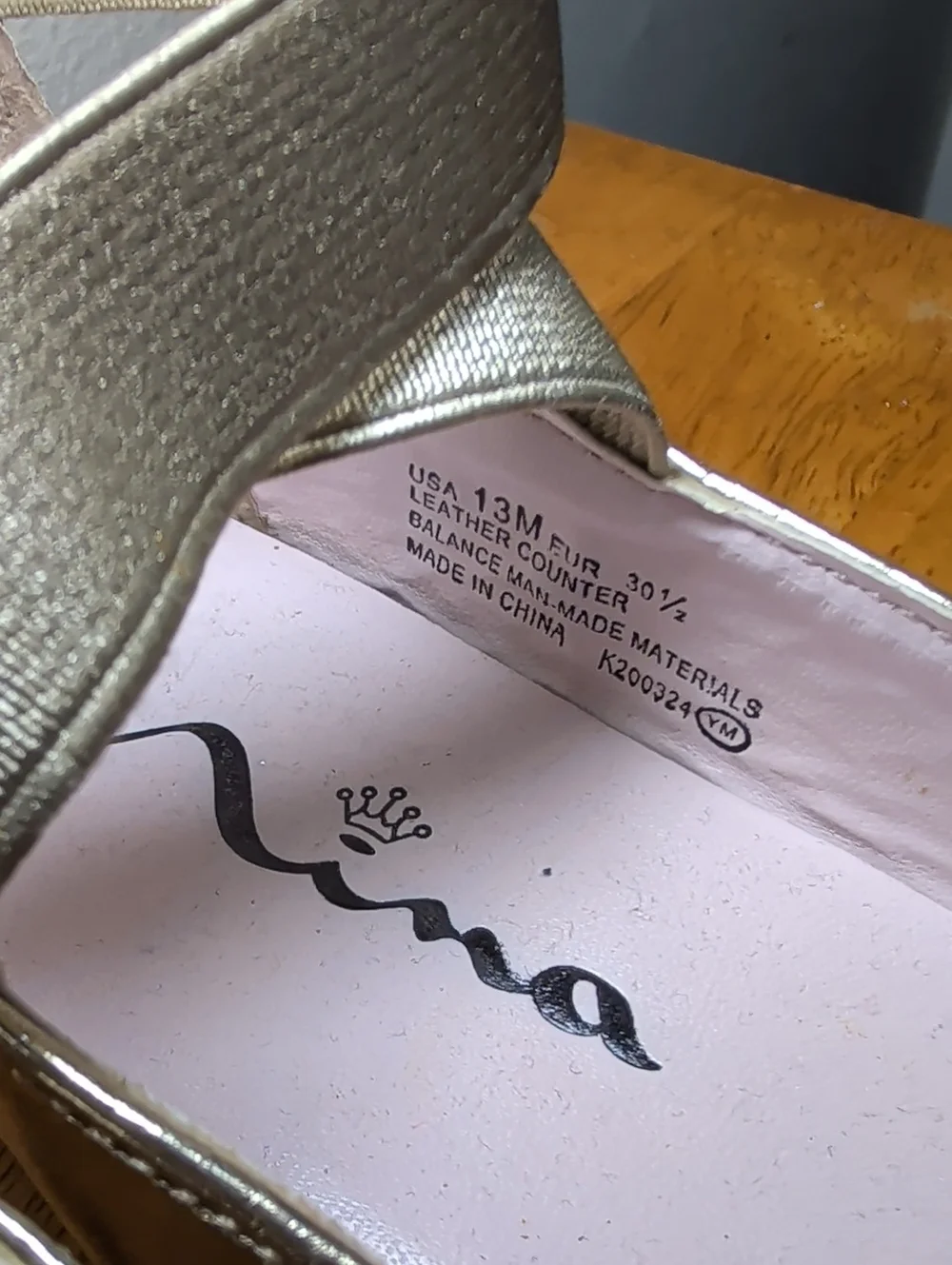 Nina Marissa Metallic Gold Ballet Flats with Elastic Cross-Strap Girls Size 13